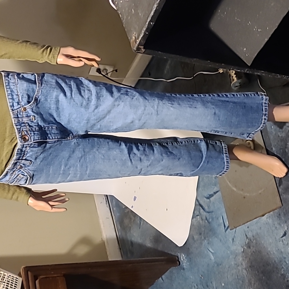 Jeanstar Hi-rise Blue Jean Flare Capris